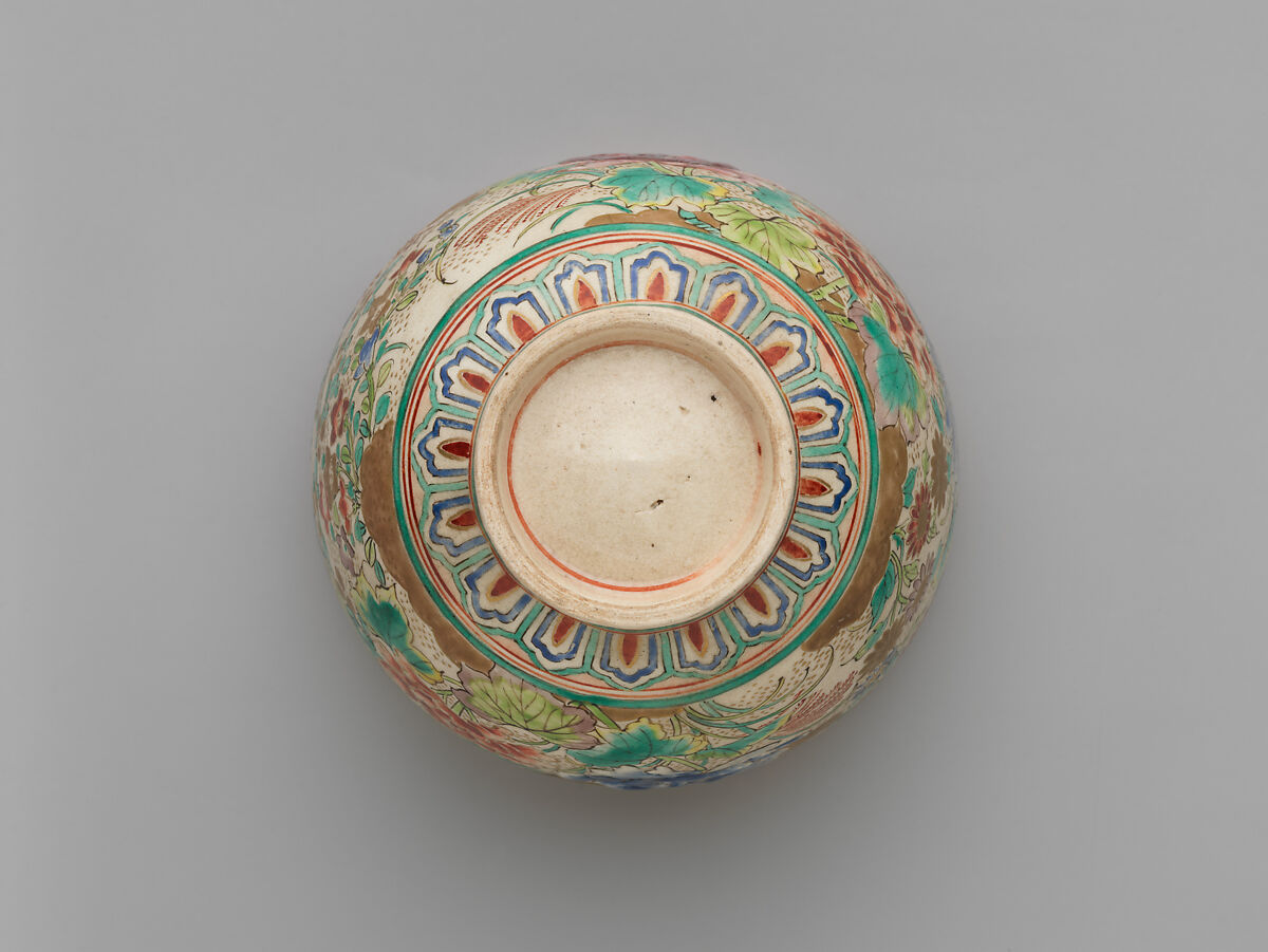 Teabowl, Stoneware with polychrome enamels and gold over finely crackled glaze (Satsuma ware), Japan