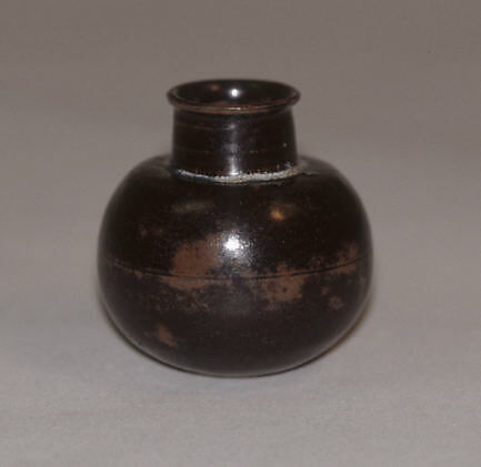 Tea Jar, Clay covered with glaze; right-handed itogiri (Takatori ware), Japan 