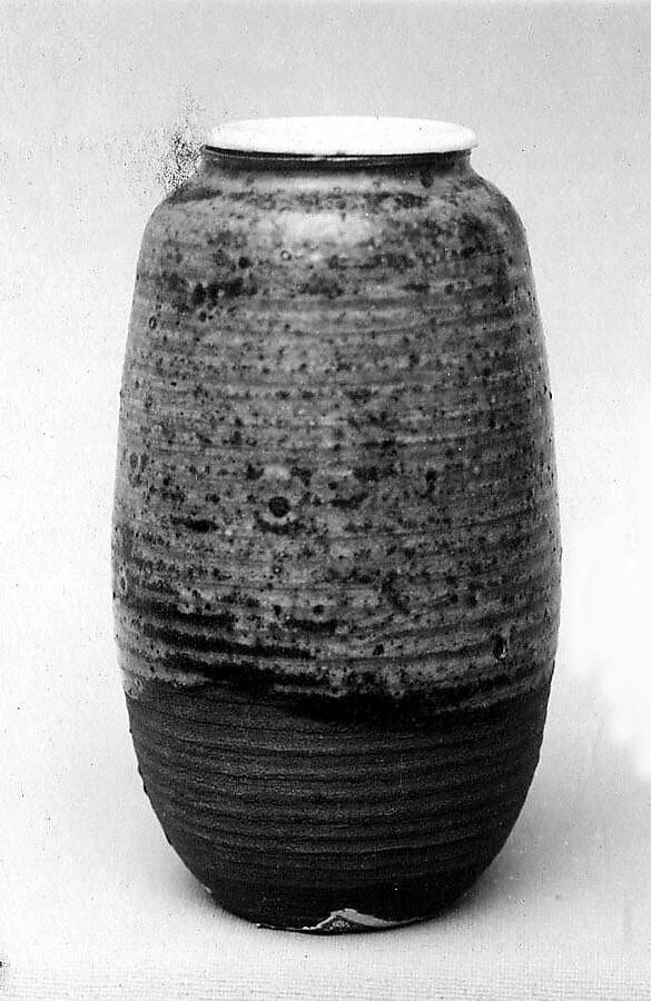 Tea Jar, Clay covered with a thin glaze, Japan 