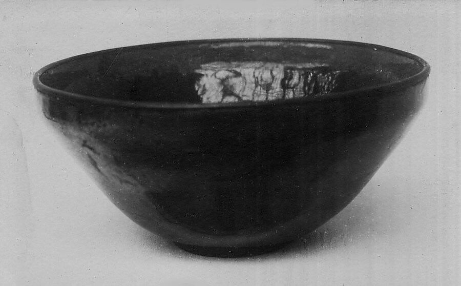 Teabowl, Pottery covered by a glaze; metal rim (Kiyomizu ware, Tenmoku style), Japan 