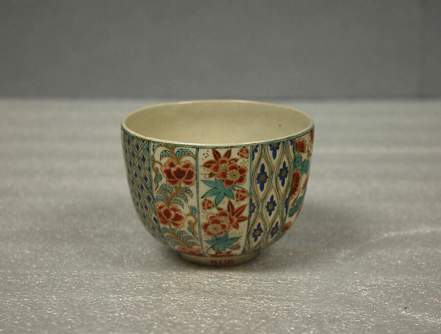 Cup, Clay covered with a crackled transparent glaze over decorations (Satsuma ware), Japan 