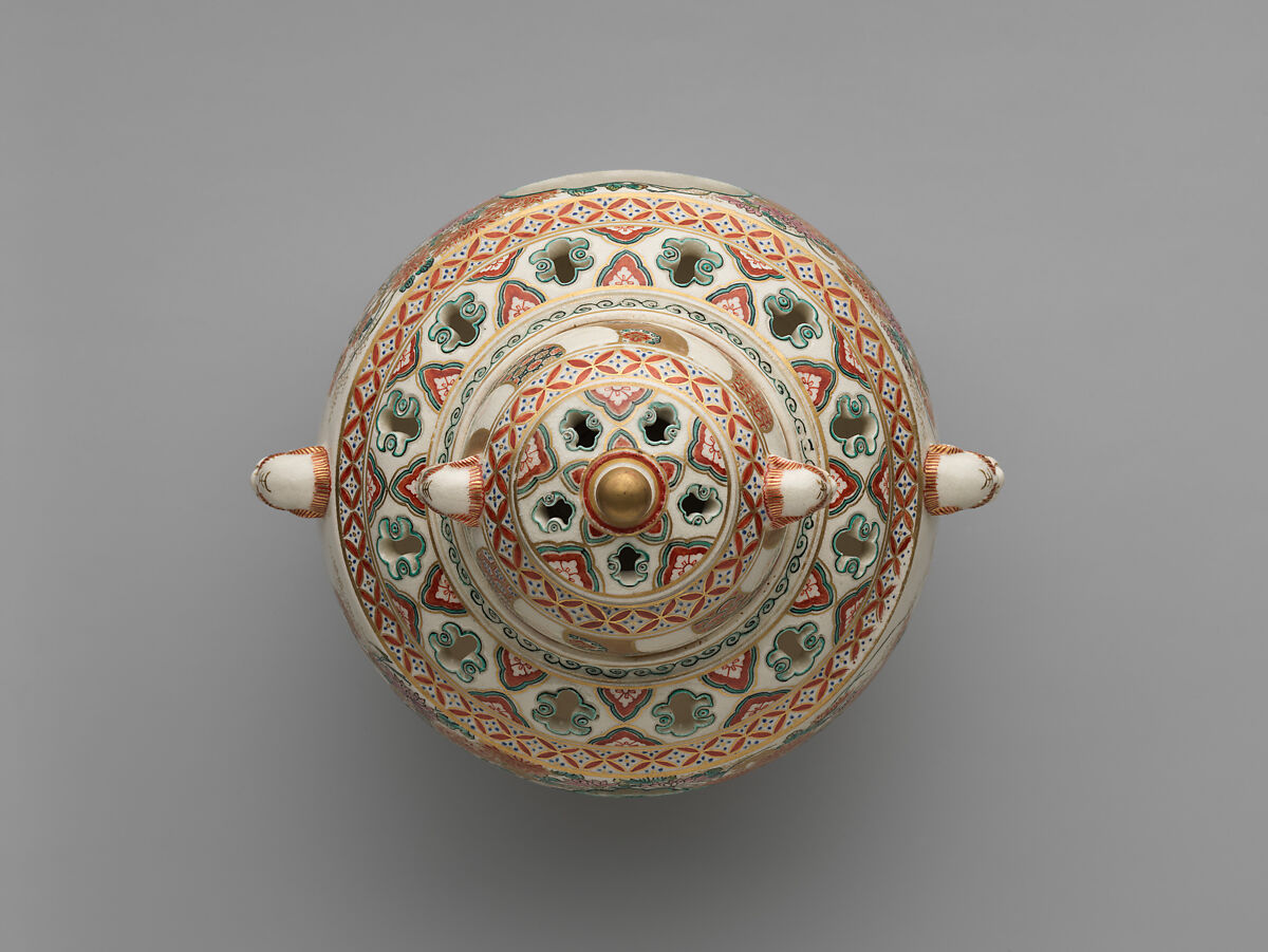 Clove Boiler, Stoneware with polychrome enamels and gold over finely crackled glaze (Satsuma ware), Japan