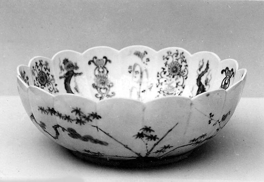 Bowl, Porcelain decorated in blue under the glaze;  (Arita kiln, Imari type), Japan 