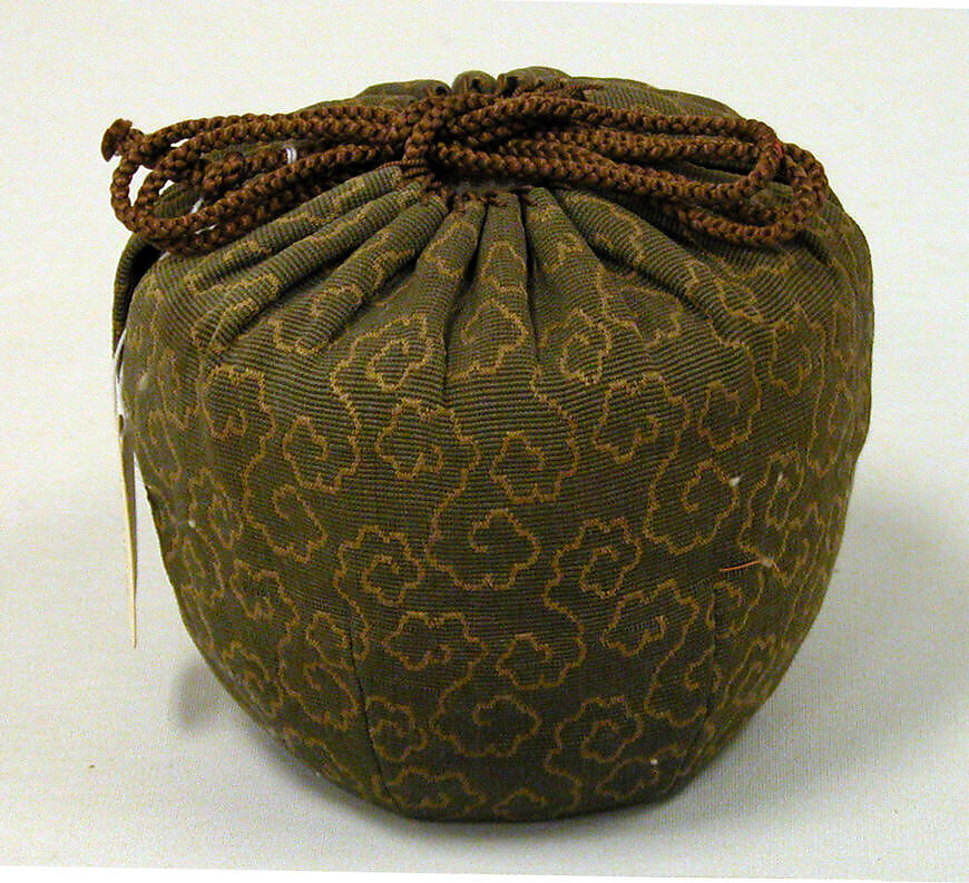 Teabowl, Clay covered with a gray glaze (gray Tenmoku), Japan