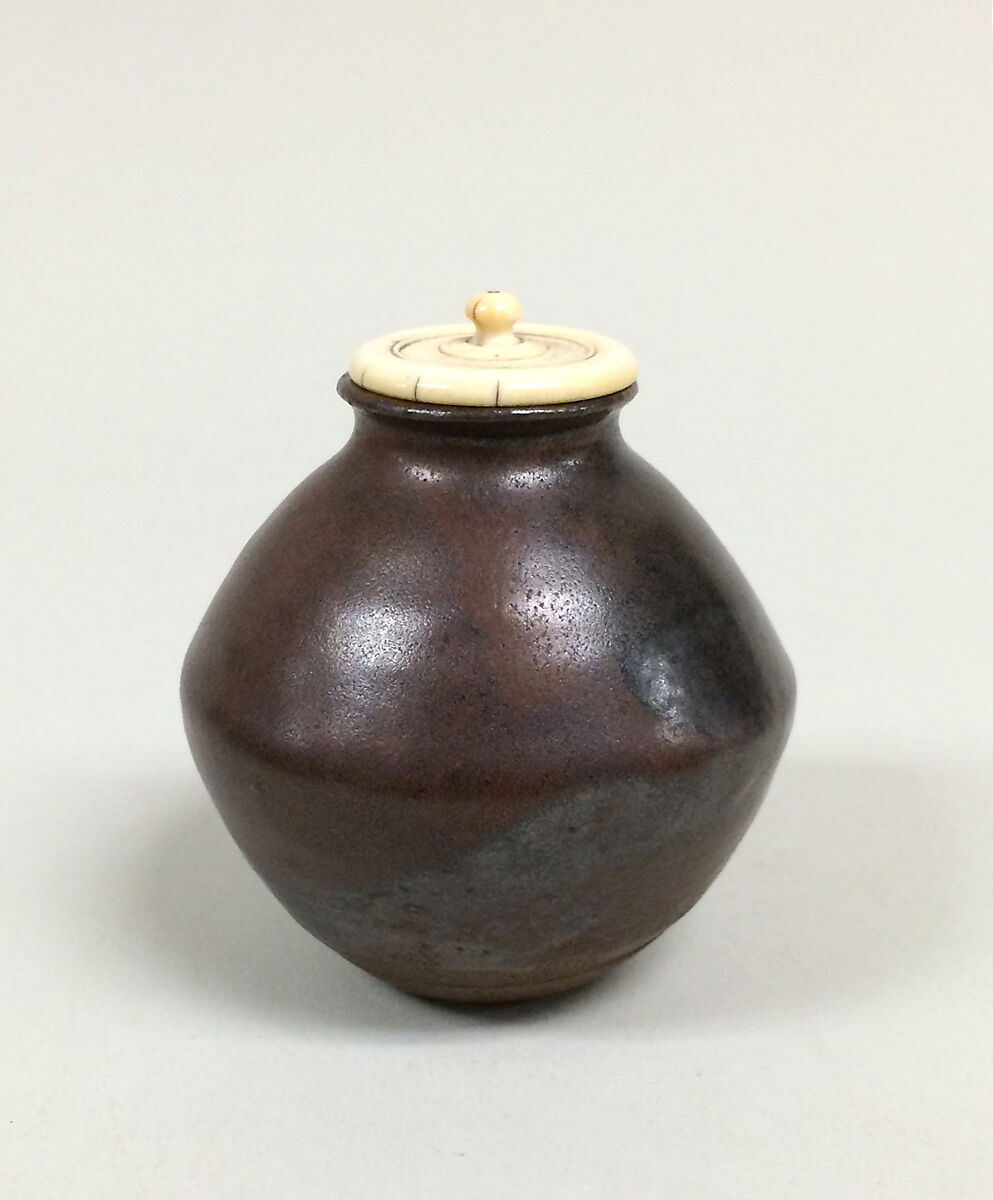 Tea jar with cover, Pottery (Satsuma ware), Japan 