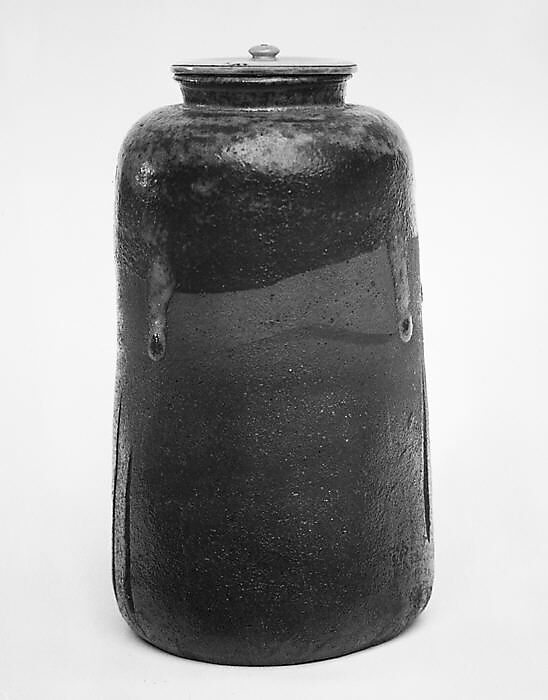 Tea jar, Pottery (Mino ware, Oribe type), Japan 