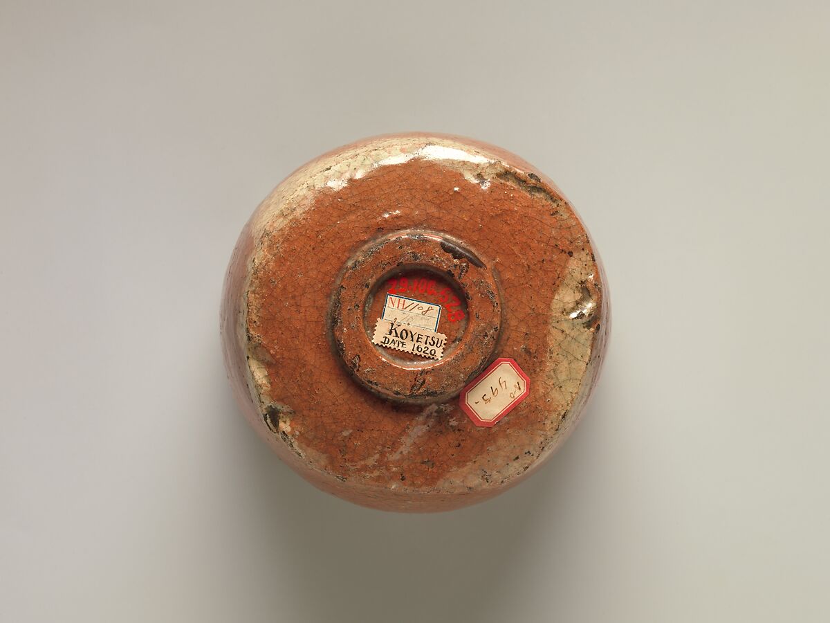 Teabowl, Attributed to Hon'ami Kōetsu (Japanese, 1558–1637), Clay; crackled glaze with markings; (Kyoto ware), Japan