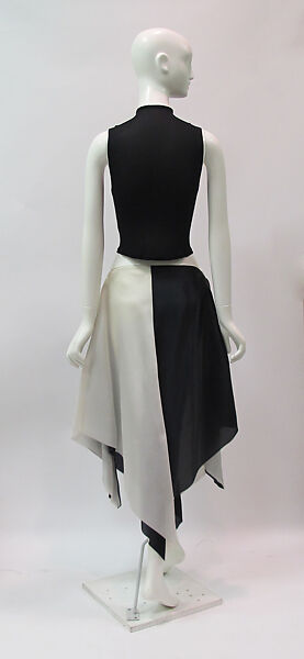 Ensemble, Yeohlee Teng (American, born Malaysia, 1951), silk, metal, American