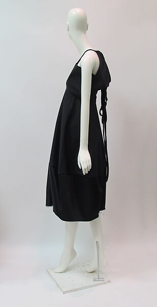 Dress, Yeohlee Teng (American, born Malaysia, 1951), silk, metal, American