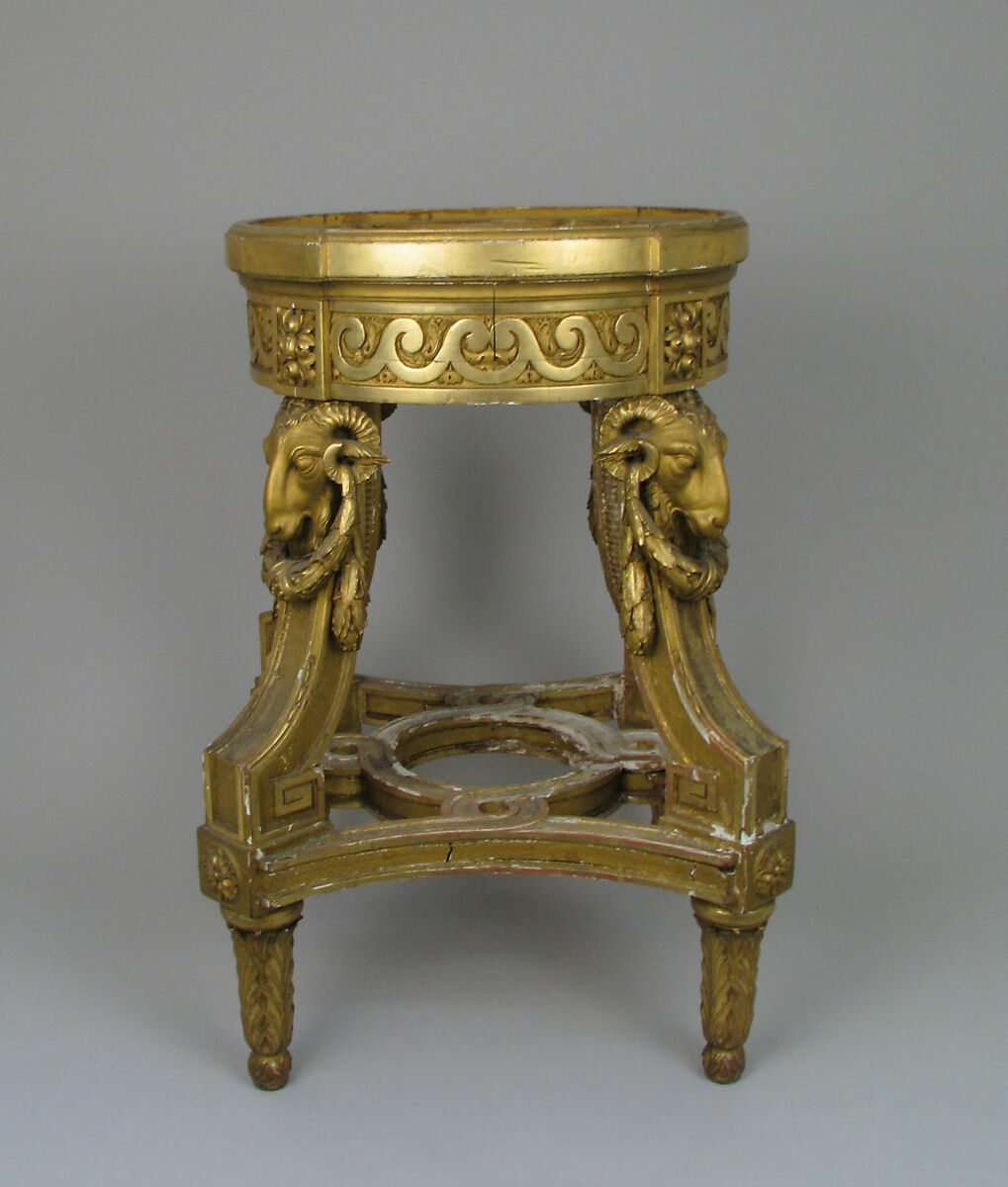 Vase stand with rams’ heads and carved neoclassical decoration, Gilded wood, French or Dutch