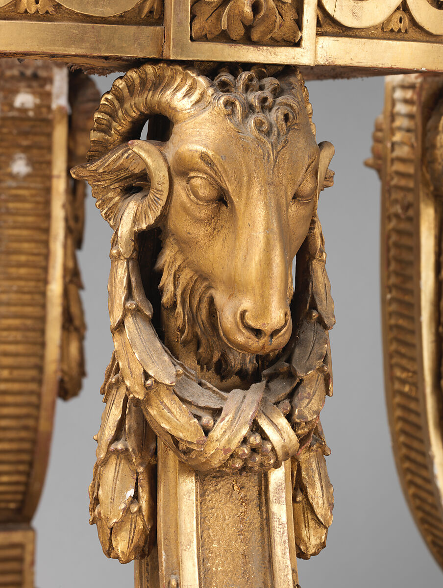 Vase stand with rams’ heads and carved neoclassical decoration, Gilded wood, French or Dutch