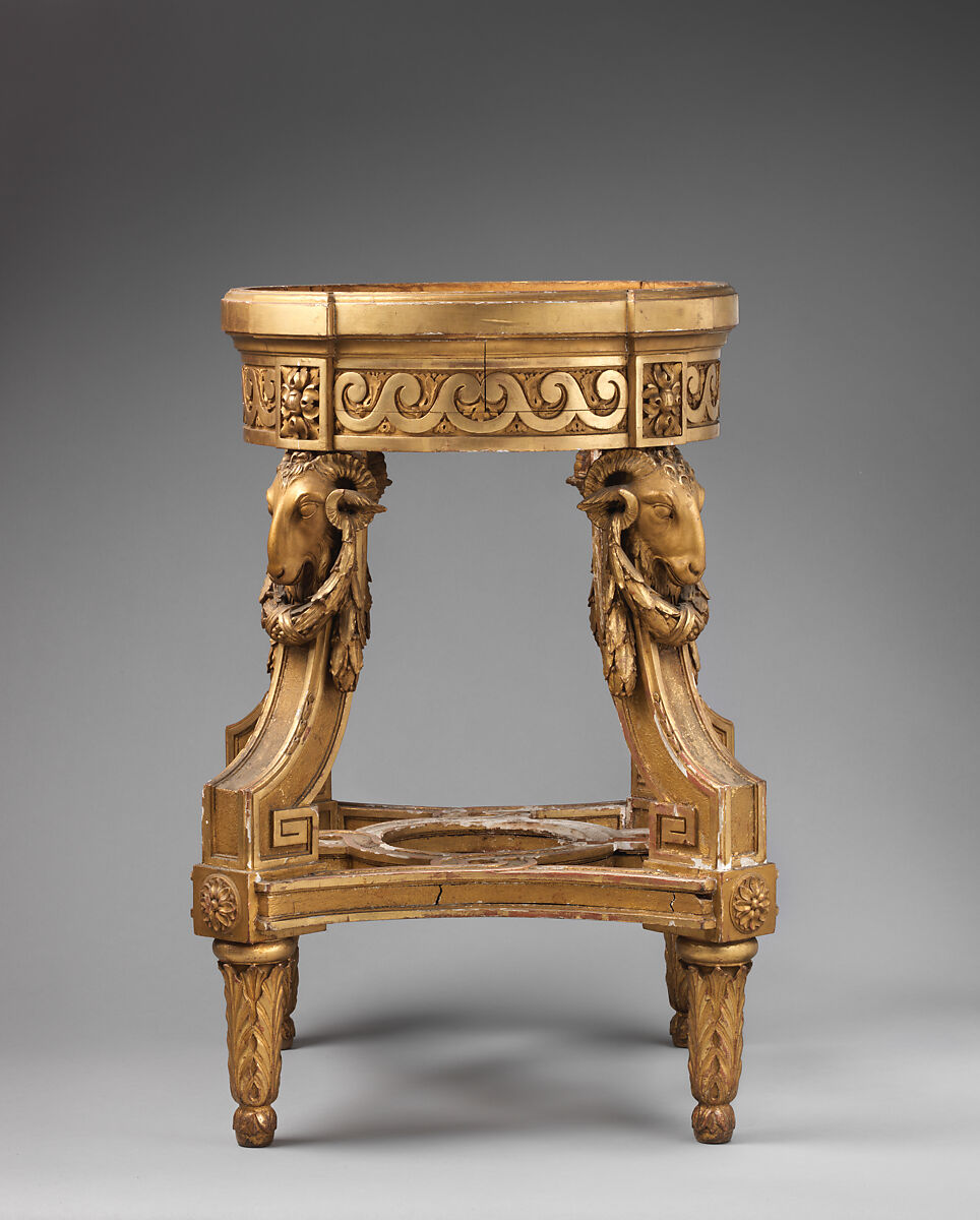 Vase stand with rams’ heads and carved neoclassical decoration, Gilded wood, French or Dutch