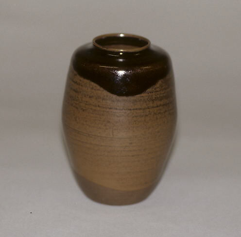 Tea jar, Clay; thin brown underglaze and rich brown overglaze (Takatori ware), Japan