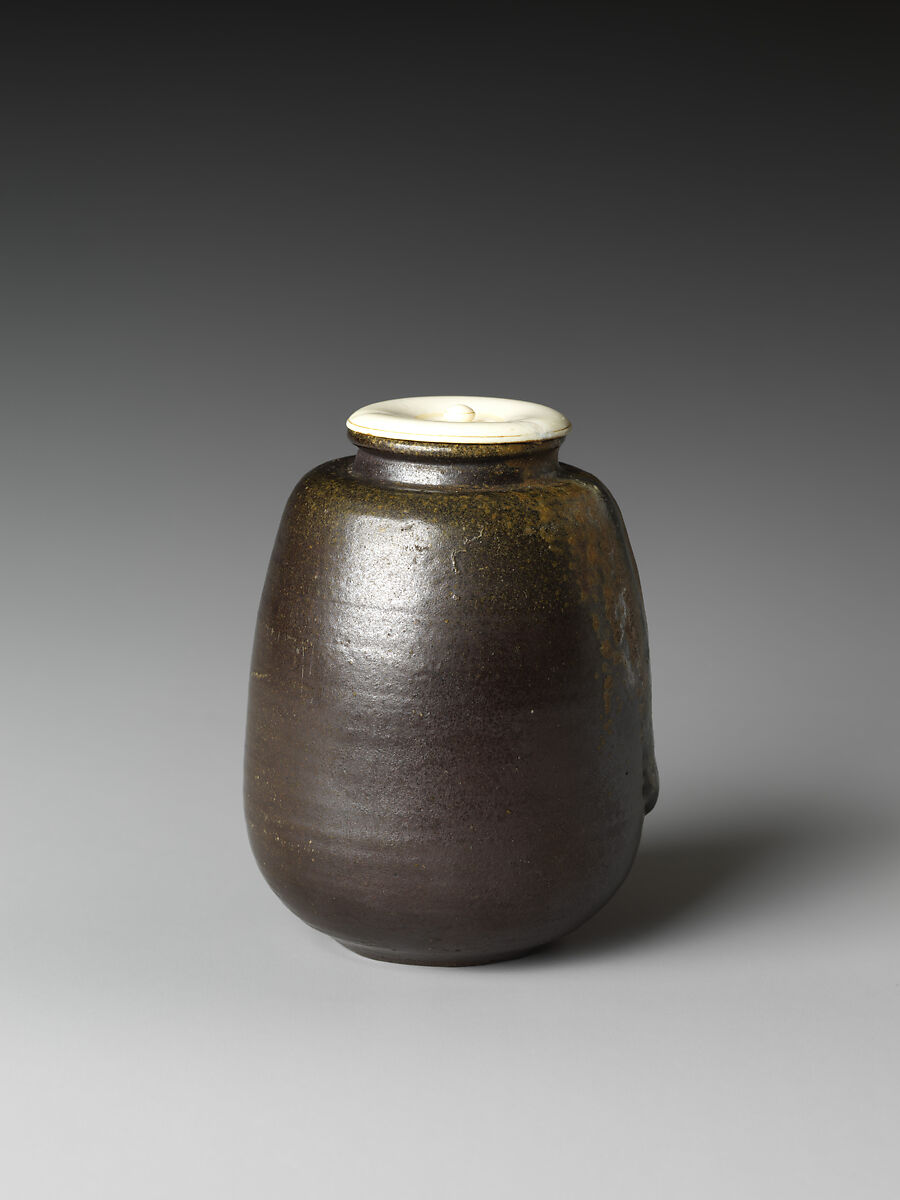 Tea Caddy (Chaire), Stoneware with natural ash glaze (Bizen ware), Japan