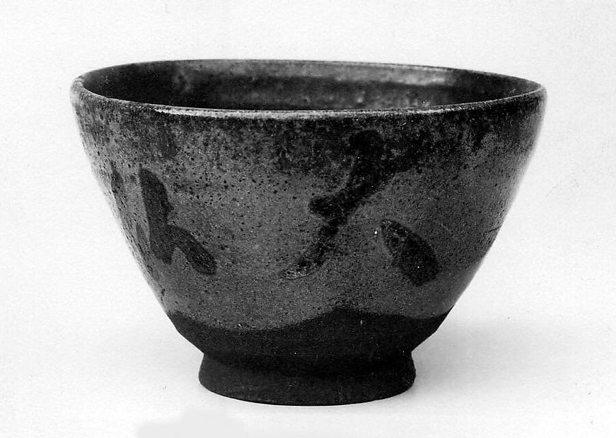 Teabowl, Seizan, Clay; coarse gray glaze, stopping short of foot (Kyoto ware), Japan 