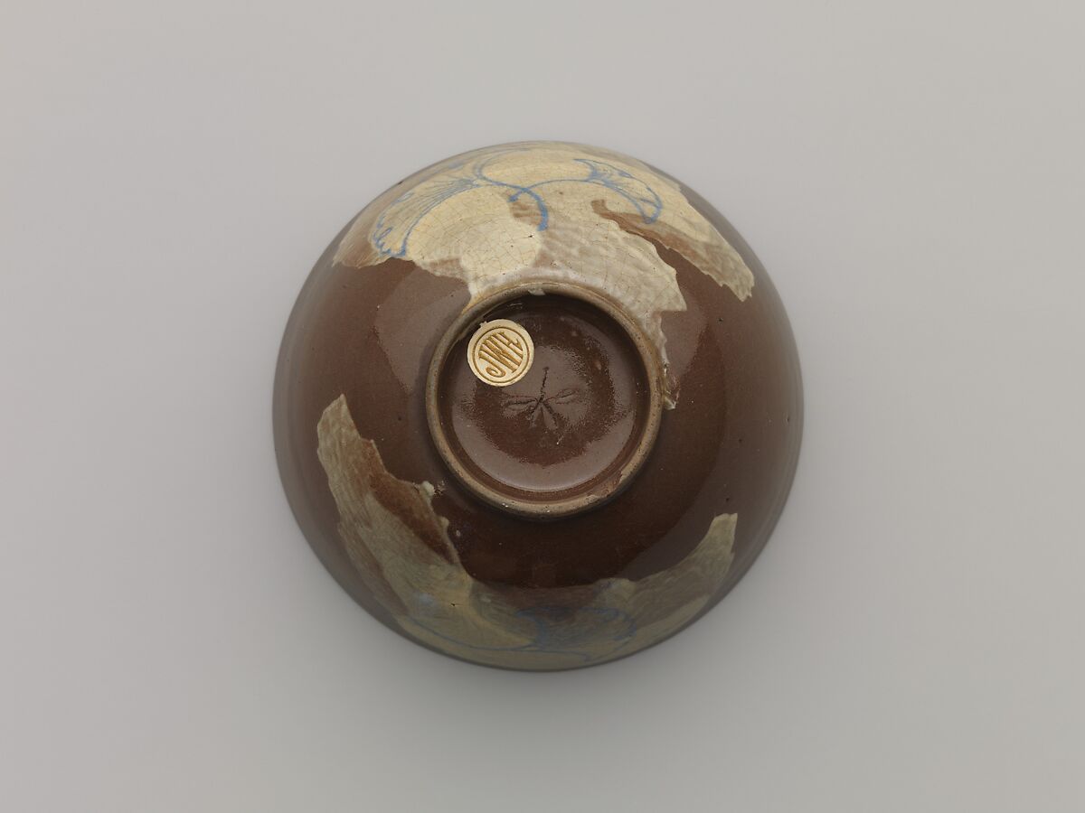 Tea Bowl with Decoration of Gingko Leaves, Stoneware with cobalt-blue design over brushed white slip (Utsutsugawa ware), Japan