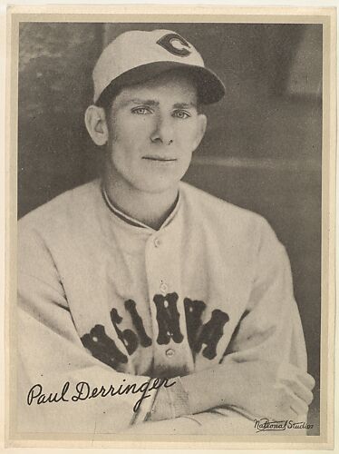 Original portrait photograph by National Studios, Charlie Gehringer, from  the Baseball and Football set (R311), issued by the National Chicle  Company to promote Diamond Stars Gum