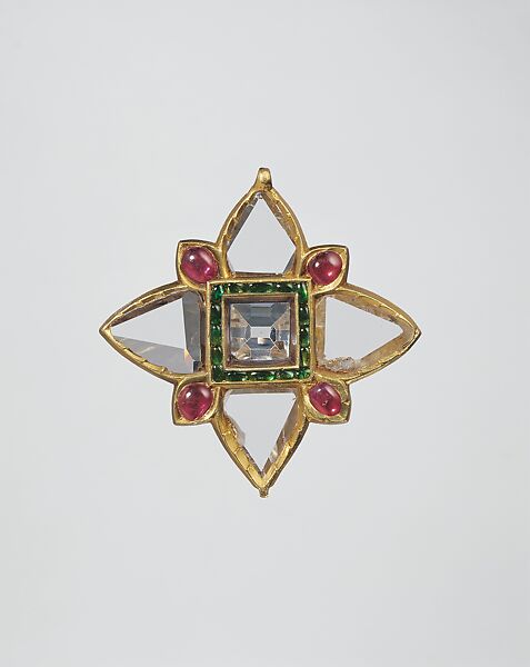 Quatrefoil Pendant, Fabricated from gold; worked in kundan technique and set with diamonds, rubies and emeralds 
