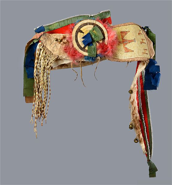 Turban Headdress, Ermine skin, wool cloth, silk ribbon, glass beads, brass tacks, porcupine quills, feathers, horsetail rhizome, brass bells, Kitkahanhki Pawnee 