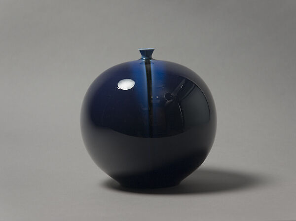 Spherical Vase, Tokuda Yasokichi III (Japanese, Komatsu, Kanazawa, 1933–2009), Porcelain with deep purple glaze, Japan