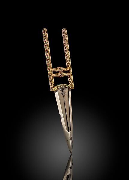 Punch Dagger (katar), Watered steel blade; gold hilt, inlaid with rubies, emeralds, and diamonds 