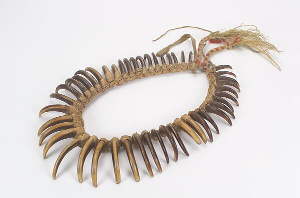 Bear-Claw Necklace