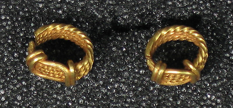 Pair of Earrings, Pennanular Hoop, Gold, Indonesia (Central Java) 