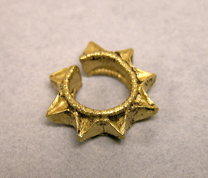 Pair of Ear Ornaments, Stars, Gold, Indonesia (Central Java)