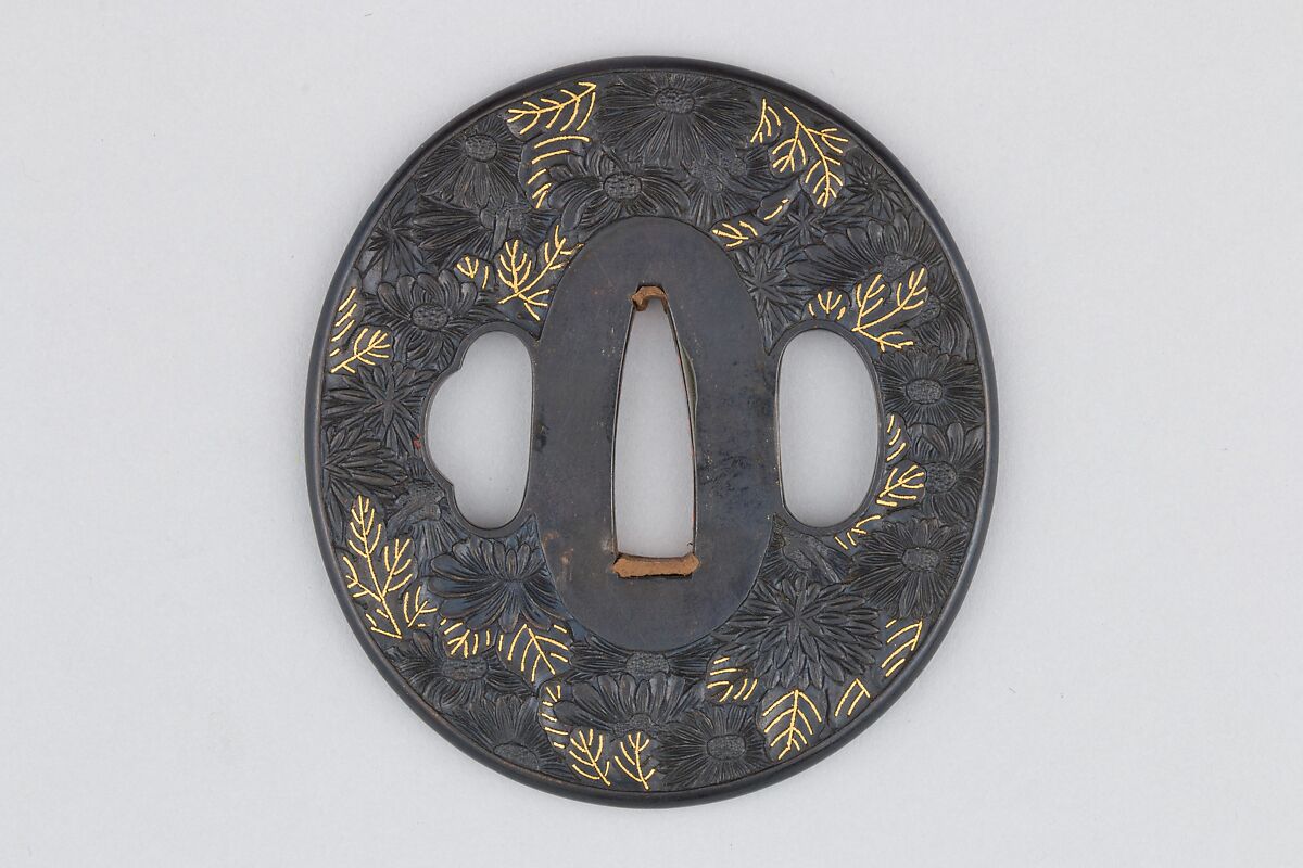Sword Guard (Tsuba), Copper-gold alloy (shakudō), gold, copper, Japanese