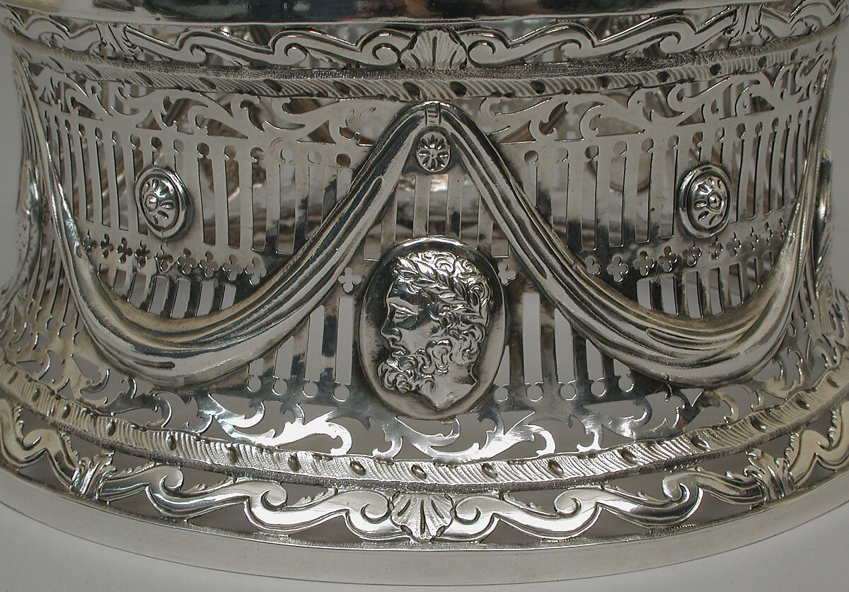 Dish ring, Unidentified Dublin maker W. H., Silver, Irish