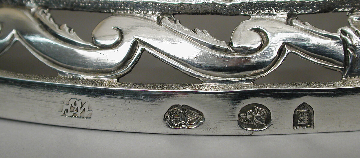 Dish ring, Unidentified Dublin maker W. H., Silver, Irish