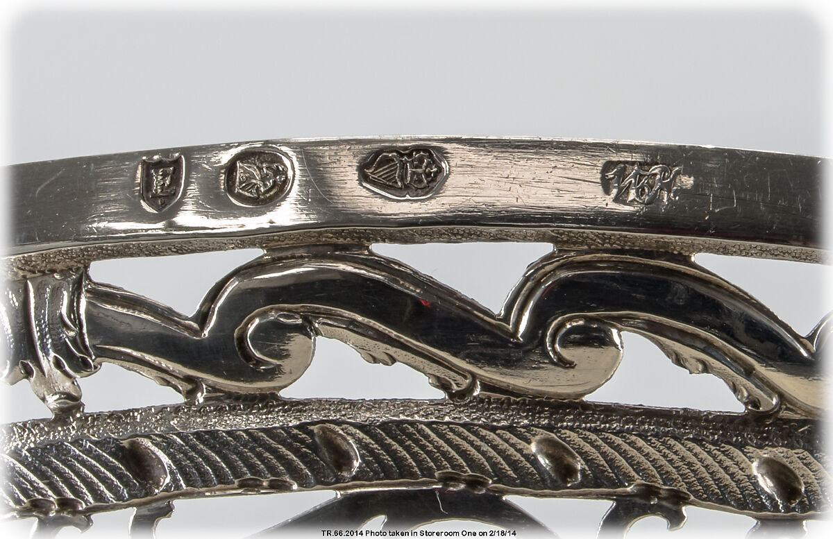 Dish ring, Unidentified Dublin maker W. H., Silver, Irish