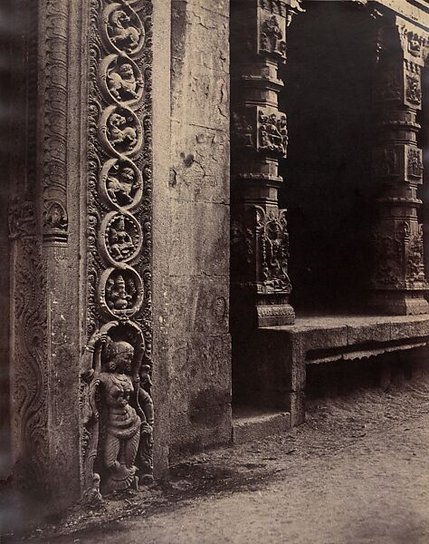 Madura: Pillars in the Recessed Portico in the Roya Gopurum with the Base of One of the Four Sculptured Monoliths., Linnaeus Tripe (British, Devonport (Plymouth Dock) 1822–1902 Devonport) 