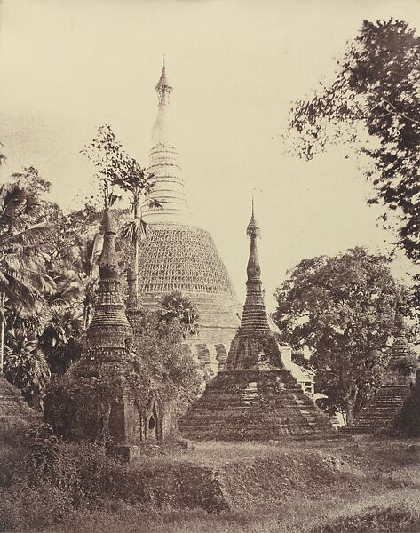 Rangoon: Near View of the Shwe Dagon Pagoda, Linnaeus Tripe (British, Devonport (Plymouth Dock) 1822–1902 Devonport) 