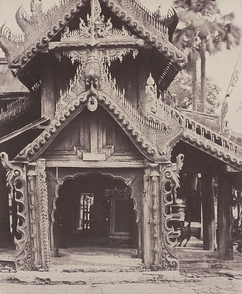Pugahm Myo: Carved Doorway in courtyard of Shwe Zeegong Pagoda, Linnaeus Tripe (British, Devonport (Plymouth Dock) 1822–1902 Devonport) 