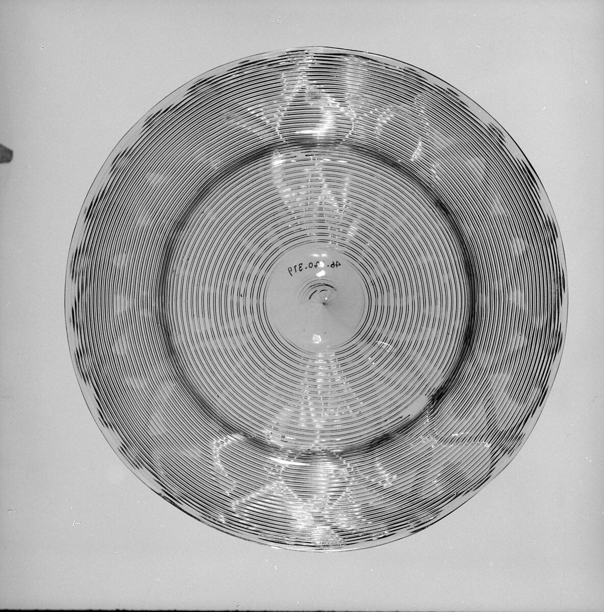 Plate, Possibly Boston &amp; Sandwich Glass Company (American, 1825–1888, Sandwich, Massachusetts), Blown amber glass with applied threaded decoration, American 