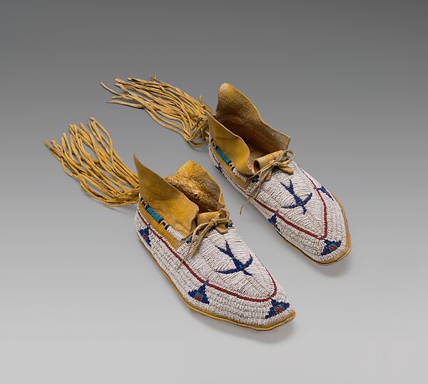 Man's Moccasins, Native-tanned leather, glass beads, pigment, Southern Cheyenne 