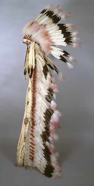 Feather Headdress, Eagle feathers, native-tanned leather, glass beads, pigment, wool cloth, metal cones, porcupine quills, horsehair, silk ribbon, otter and ermine skin, Lakota (Teton Sioux) 