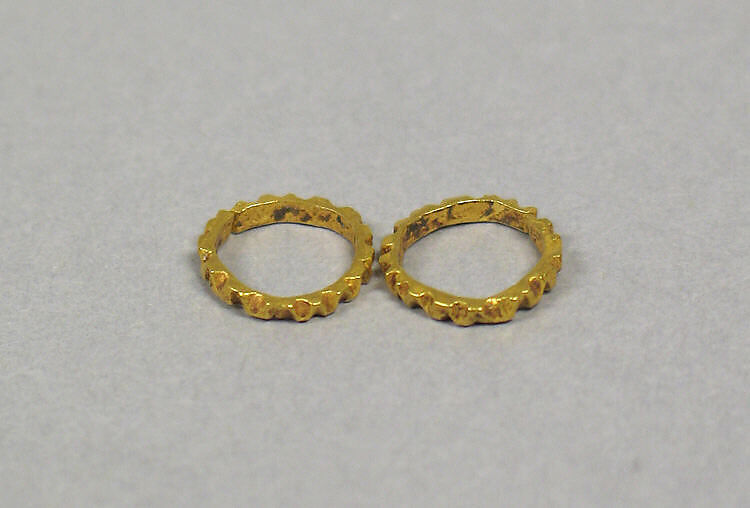 Pair of Earrings, Gold, Indonesia (Central Java) 