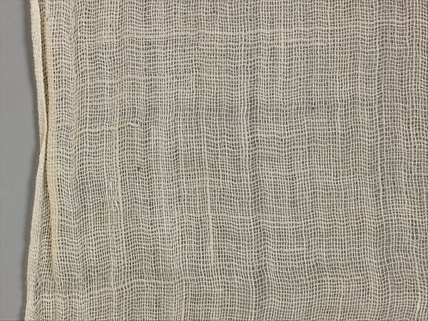 Gold Bordered Napkin with Pavillions, Cotton; embroidered in gold and silver metal wrapped thread