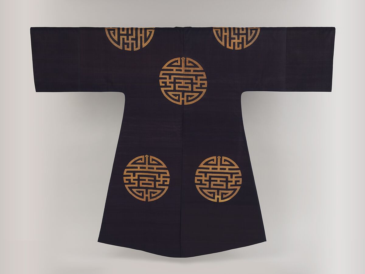 Woman's Ensemble of Robe and Coat with Shou Medallions, Silk and metallic thread tapestry (kesi), China