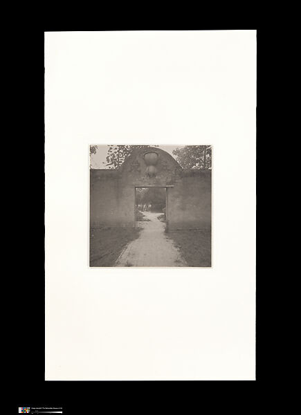 Odes, Taca Sui (Chinese, born 1984), 108 silver gelatin prints mounted in 9 albums, China