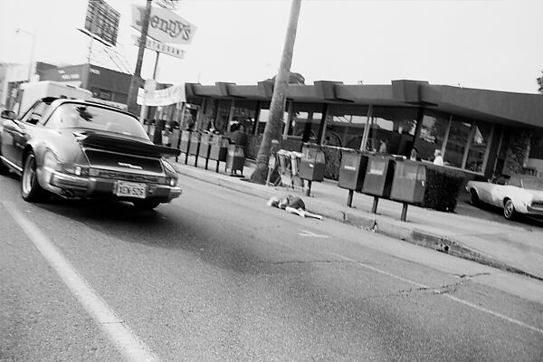 Los Angeles, Garry Winogrand (American, New York 1928–1984 Tijuana, Mexico), Gelatin silver print 