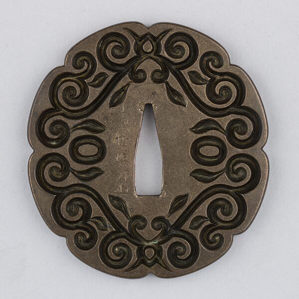 Sword Guard (Tsuba), Copper-gold alloy (shakudō), copper-silver alloy (shibuichi), copper, Japanese 