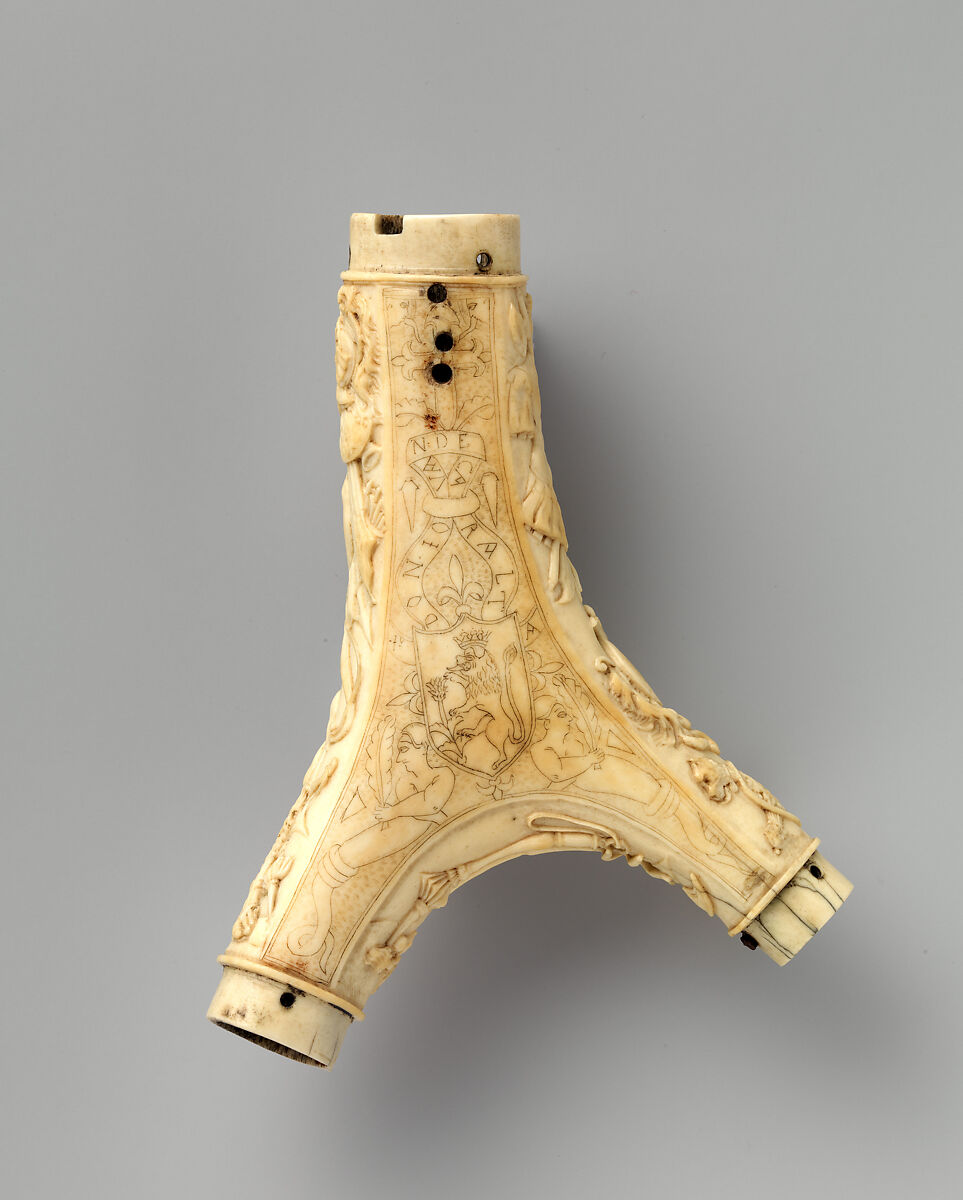 Powder Flask, Antler, iron, French