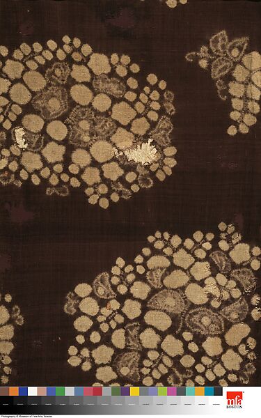 Textile Fragment with Floral Clusters and Sprays of Wisteria, Plain-weave silk with stitch-resist dyeing (tsujigahana), Japan 