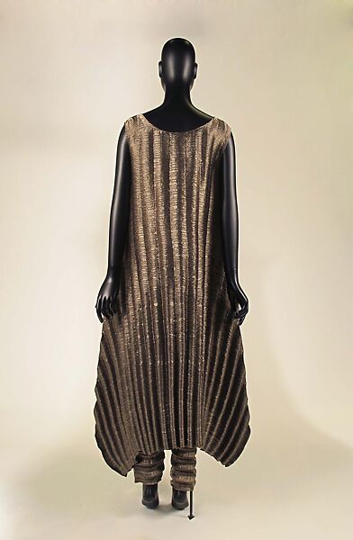 23aw ISSEYMIYAKE pleats anomaly 変形 dress 23aw ISSEYMIYAKE pleats anomaly 変形 dress 23aw ISSEYMIYAKE pleats