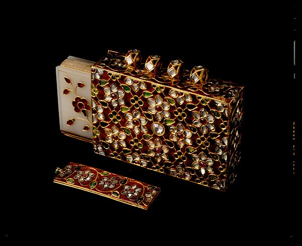 Qur'an Case, Nephrite jade (white, with slight greyish cast), inlaid with gold and set in kundan technique with rubies and emeralds