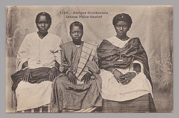West Africa, young Wolof girls [Afrique Occidentale, Jeunes Filles Ouolof], Possibly François-Edmond Fortier (French, Celles-sur-Plaine 1862–1928 Dakar), Postcard format photomechanical reproduction 