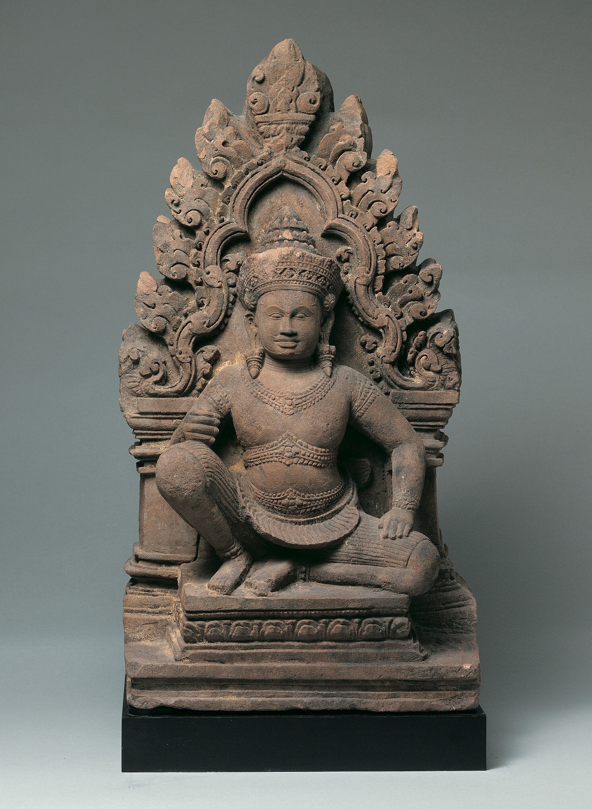 Angkorバイヨン『Antefix』仏陀石像　800年前　　　仏教美術 source